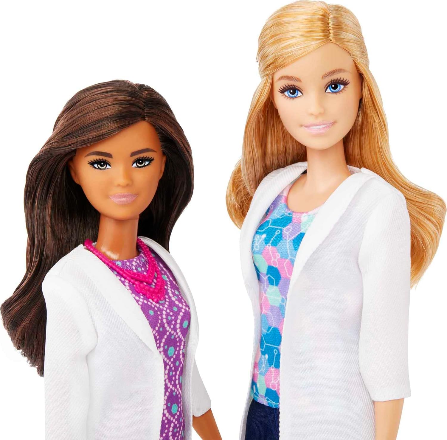 Detalle 1 de Barbie HJY95 Laboratorio Científico con 2 Muñecas y Accesorios 🧬