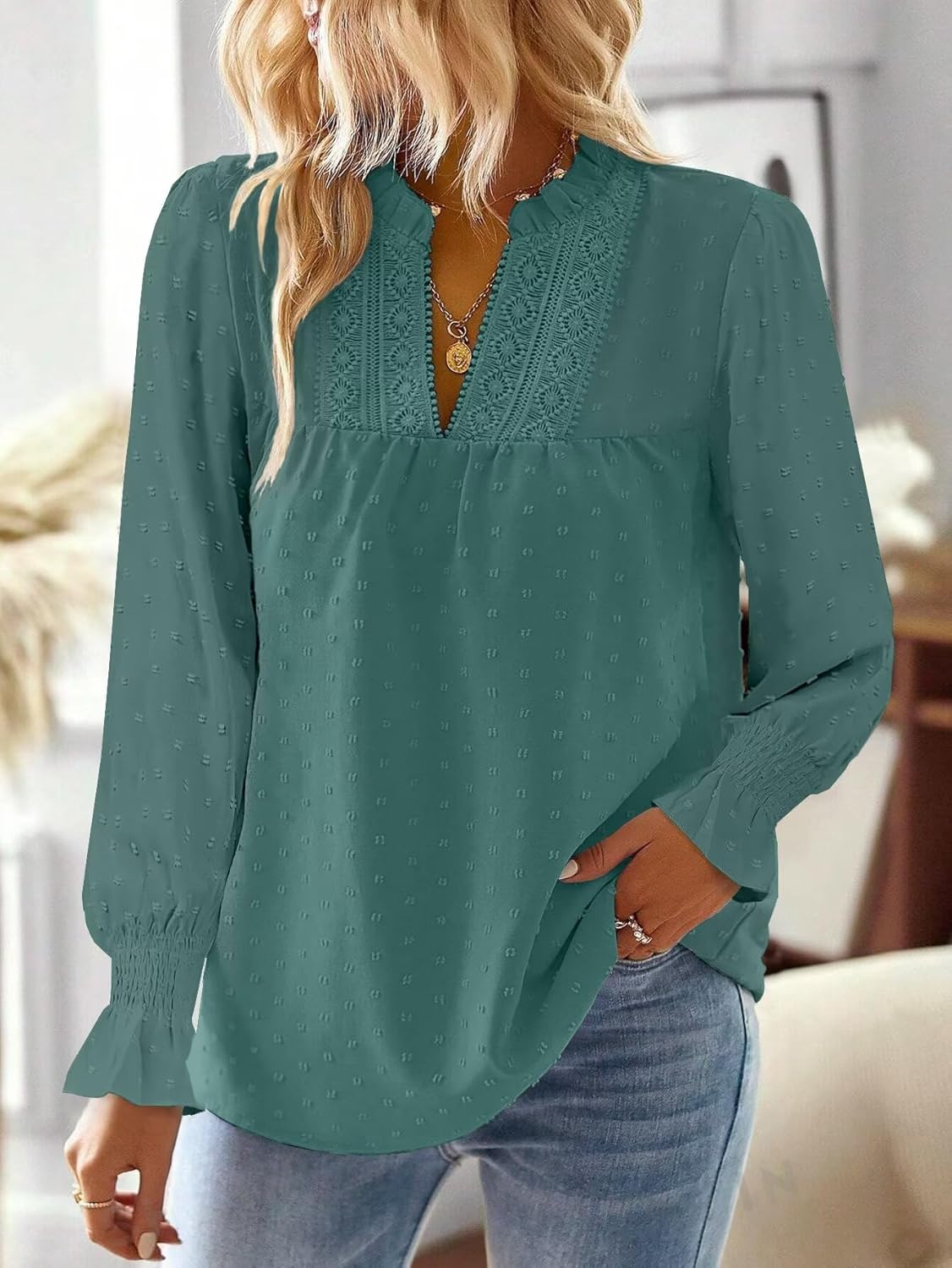 Thumbnail 1 de TUUHAW Damen Langarmshirt mit V-Ausschnitt und Häkelspitze – Boho-Bluse im fließenden Stil