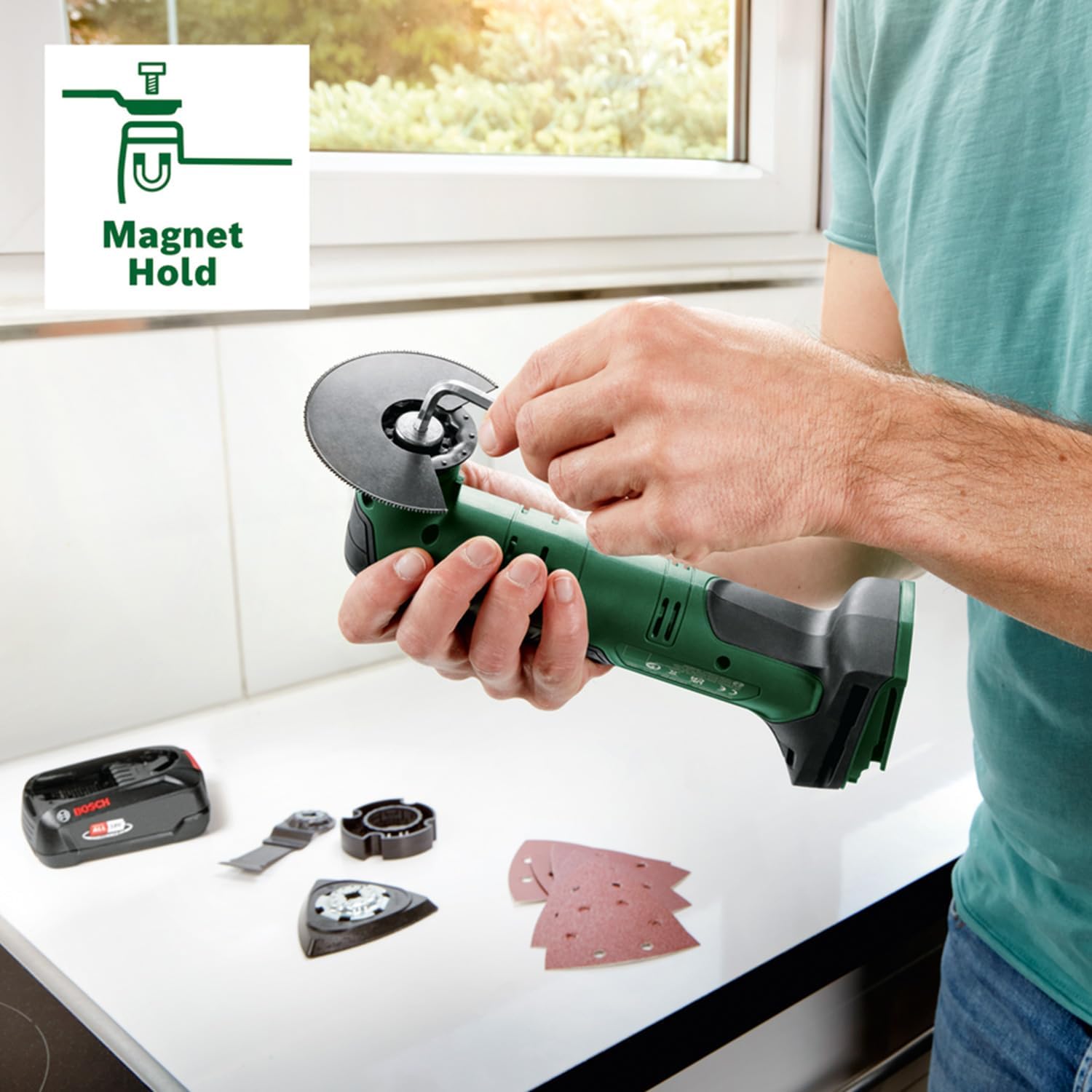Detalle 1 de Bosch UniversalMulti Multifunktionswerkzeug 18V đź›