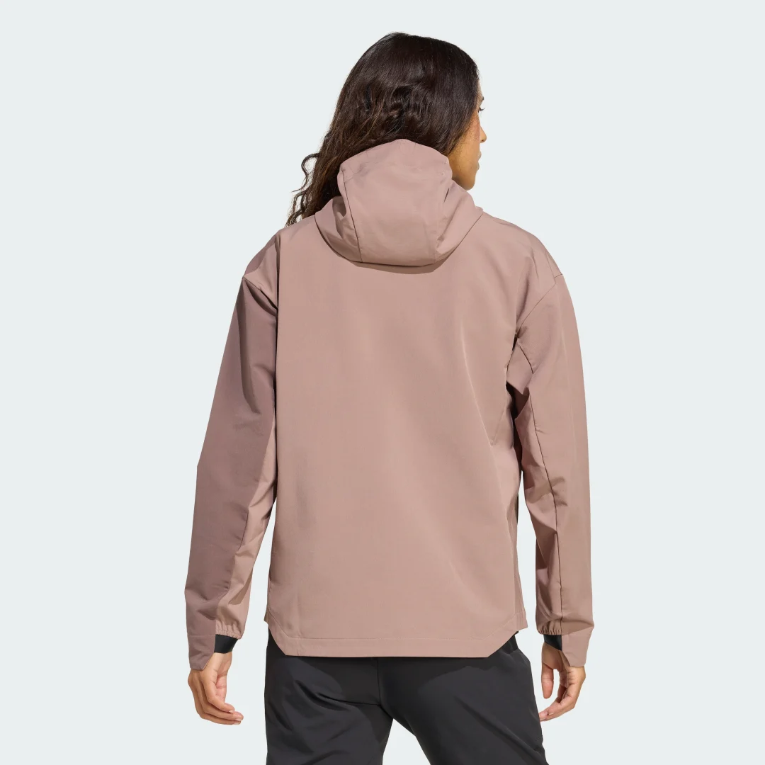 Detalle de Chaqueta Terrex Multi Softshell de Adidas: opinión práctica para decidir su compra