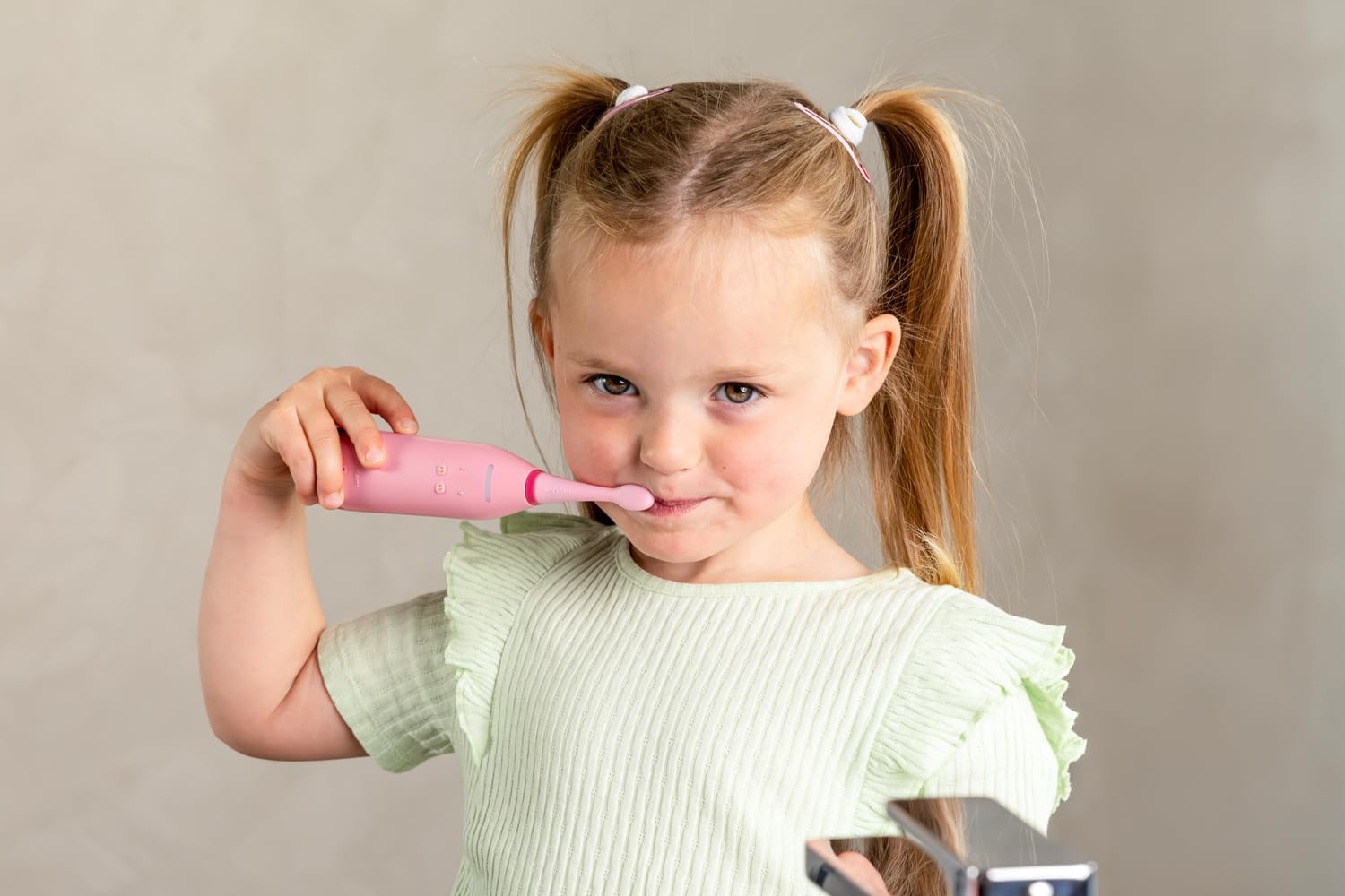 Detalle 2 de Jordan | OOTIE Spazzolino da denti sonoro per bambini 3-12 anni (2 testine) con display interattivo