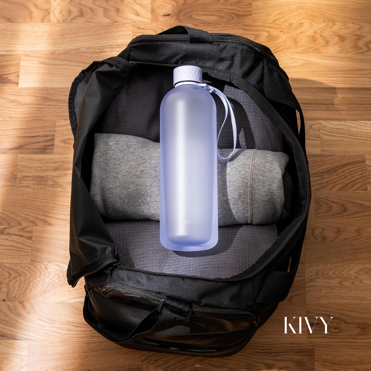 Detalle 2 de KIVY Trinkflasche 1,5 Liter Wasserspender