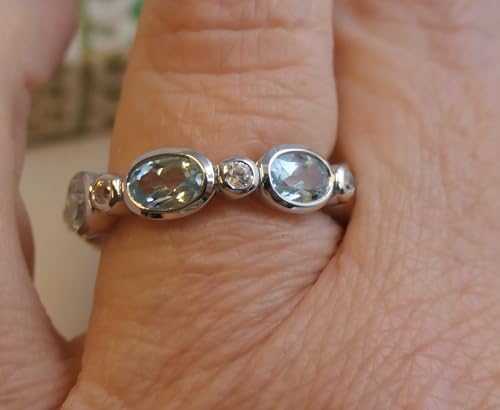 Detalle 2 de Blautopas und Zircon Ring von Sophia Rose Jewellery, US Größe 6 (Durchmesser 16,5 mm)