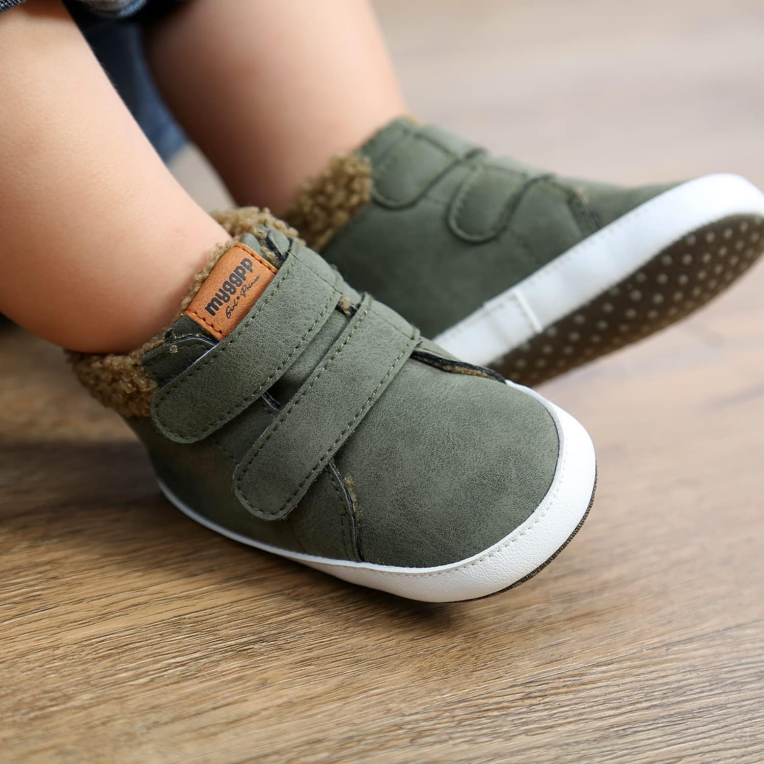 Detalle de RVROVIC Baby Anti-Slip Sneakers: Soft Ankle Boots for First Walkers