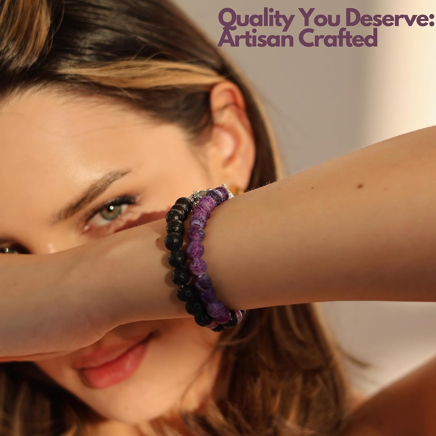 Detalle de Jexiva Set of 2 Matching Magnetic Heart Bracelets – Lava Stone + Howlite (Unisex, Stretch)