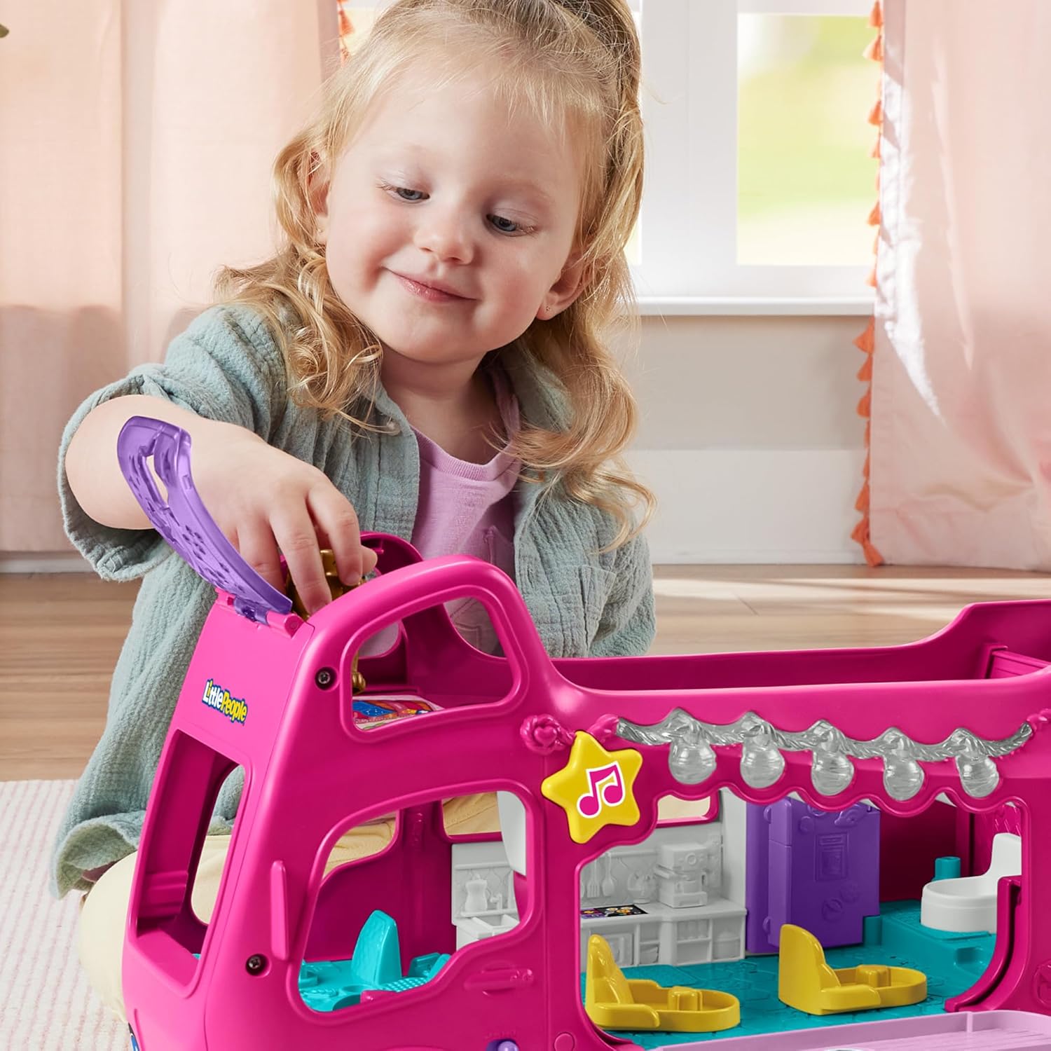 Detalle 2 de Fisher-Price Barbie Dreamcamper 18 mesi