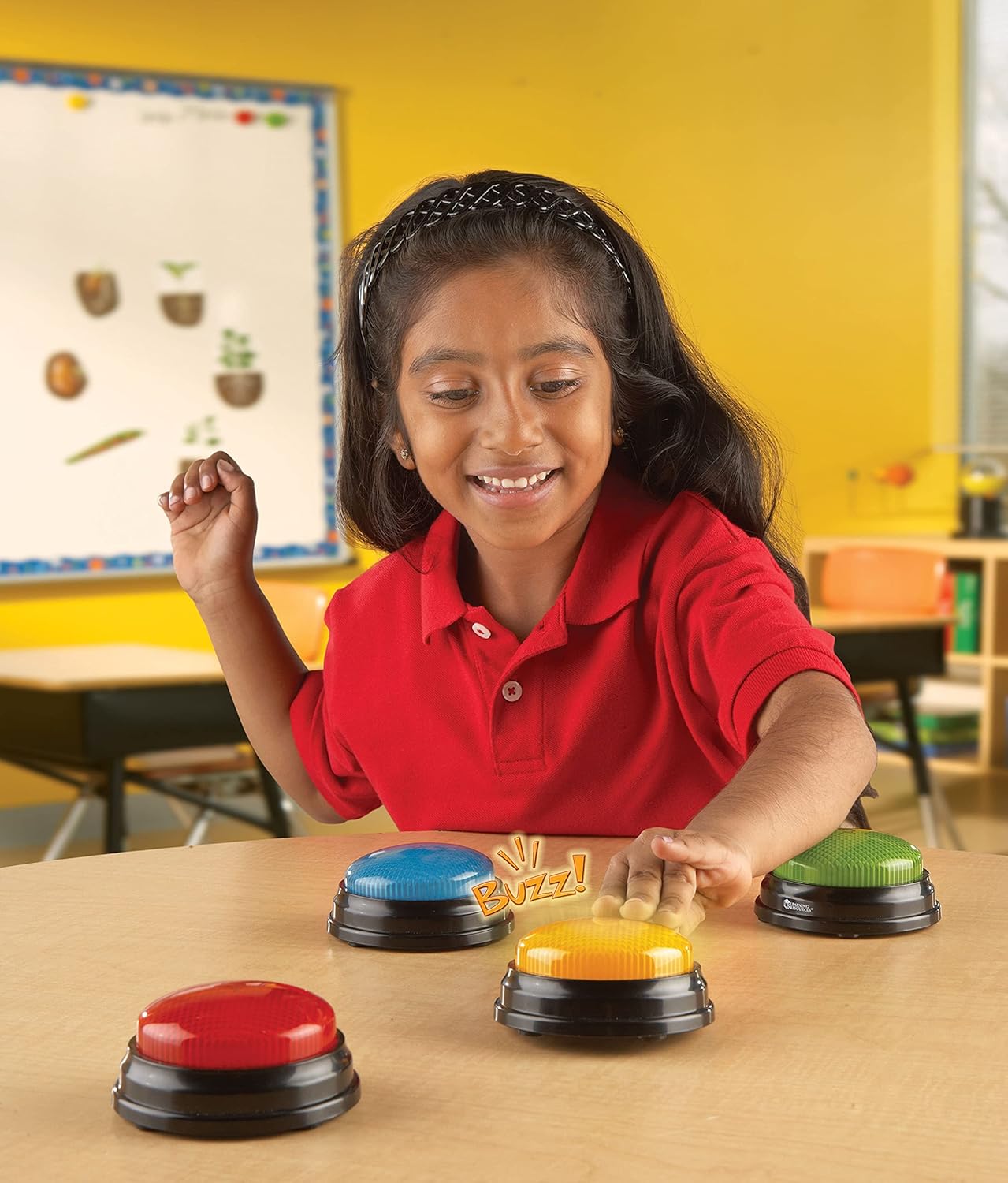 Thumbnail 5 de Learning Resources Set Buzzers Luci e Suoni per Bambini 3+ – 4 Pulsanti Colorati per Quiz e Attività di Gruppo
