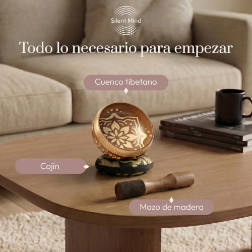 Detalle 2 de Silent Mind Cuenco Tibetano 10 cm hecho a mano con mazo y cojín – Sonido puro para meditación y relajación