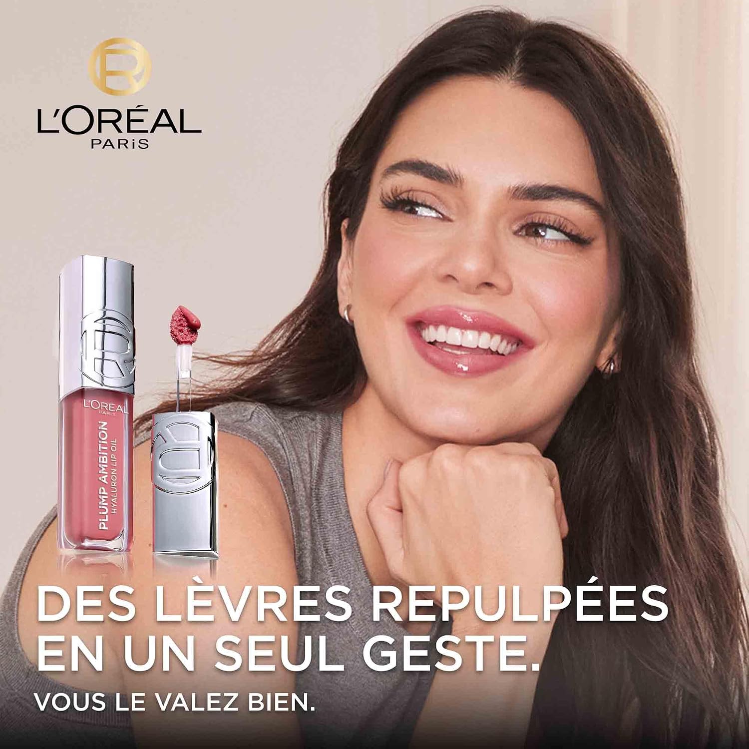 Detalle de L’Oréal Paris Gloss Hyaluron Lip Oil Plump Ambition – Teinte La Nuit Sparkle, huile à lèvres repulpante