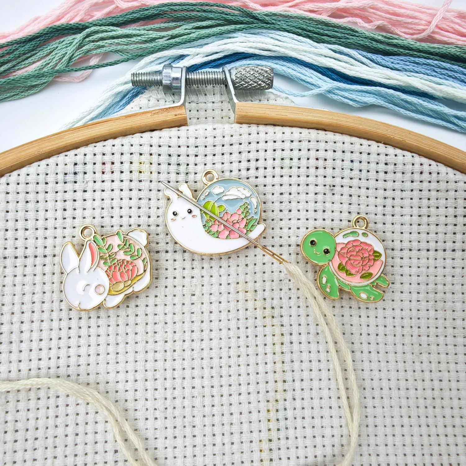Detalle 1 de Magnetic Needle Minder Set, 2 Pieces