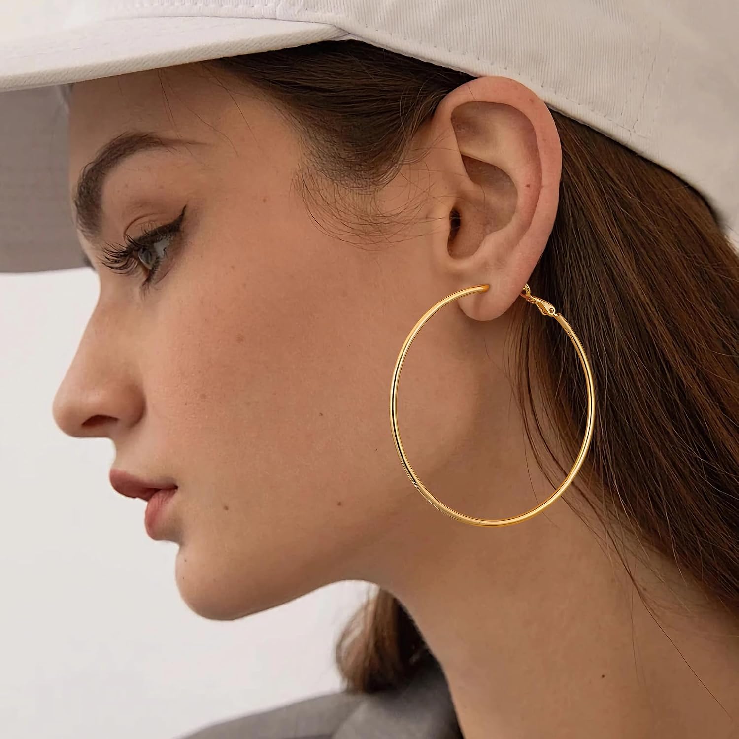 Detalle de Gacimy Gold Hoop Earrings 2.4 in