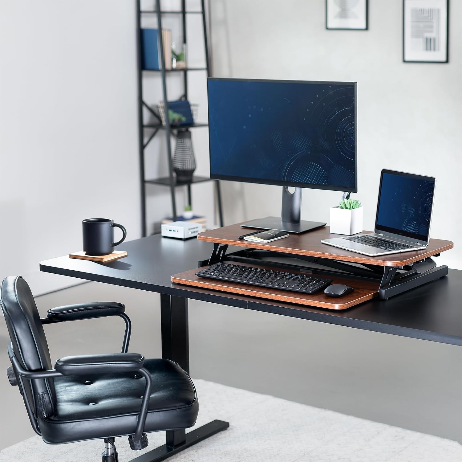 Thumbnail 1 de VIVO DESK-V000SD 32-Inch Standing Desk Riser, Dark Walnut, Two-Tier Design