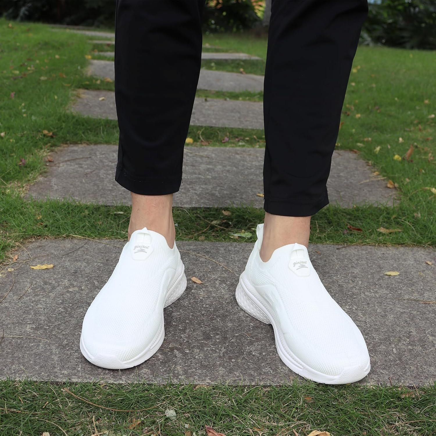Thumbnail 1 de Giniros Mens Slip On Trainers: Lightweight, Breathable and Easy-On for Everyday Walks and Workouts