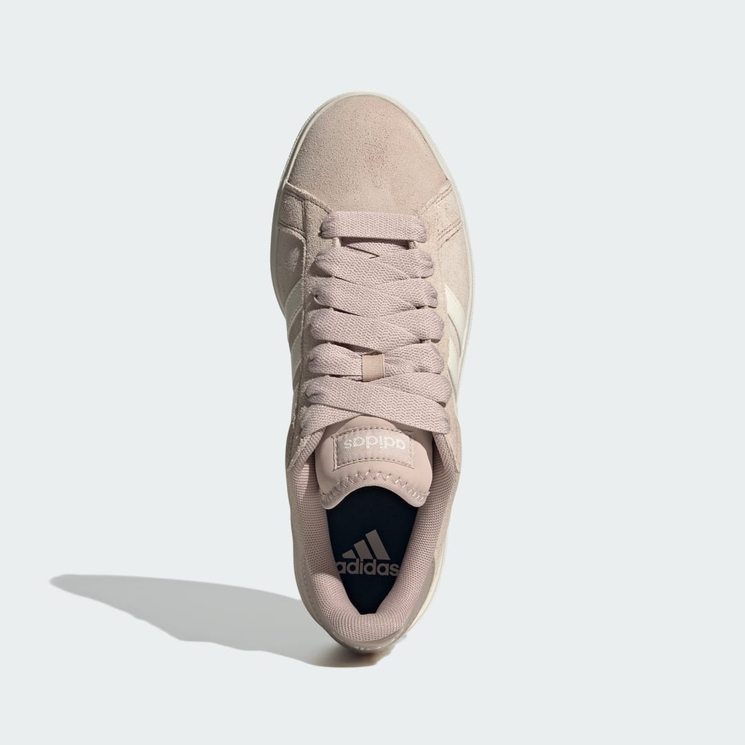 Detalle 2 de Adidas Grand Court Base 00s en color Marrón: Zapatilla casual para uso diario