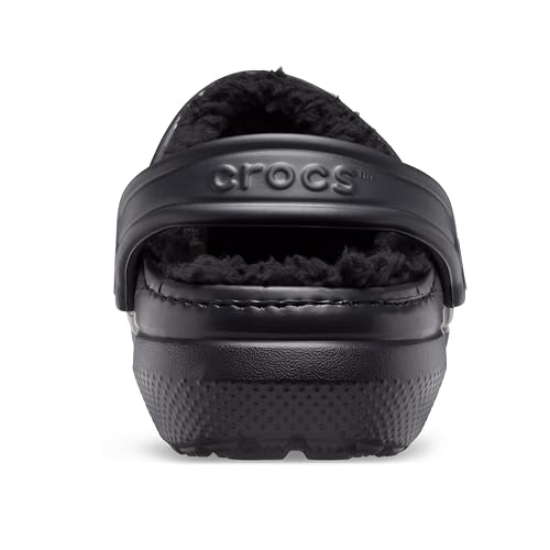 Detalle de Crocs Unisex Clogs in Black: Size guidance, warmth-lined comfort and easy style