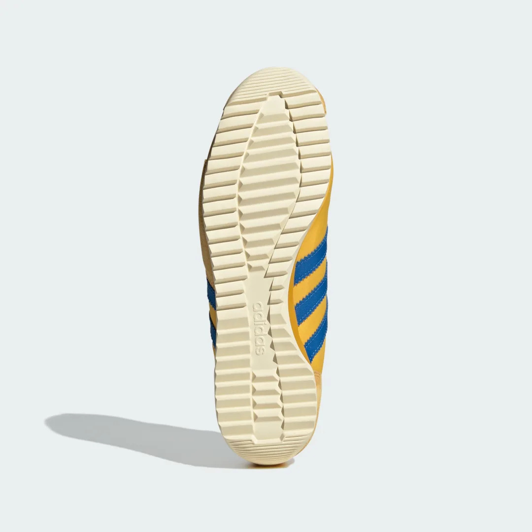 Detalle de Zapatilla Adidas SL 72 Pt en Amarillo: estilo urbano y comodidad para el día a día