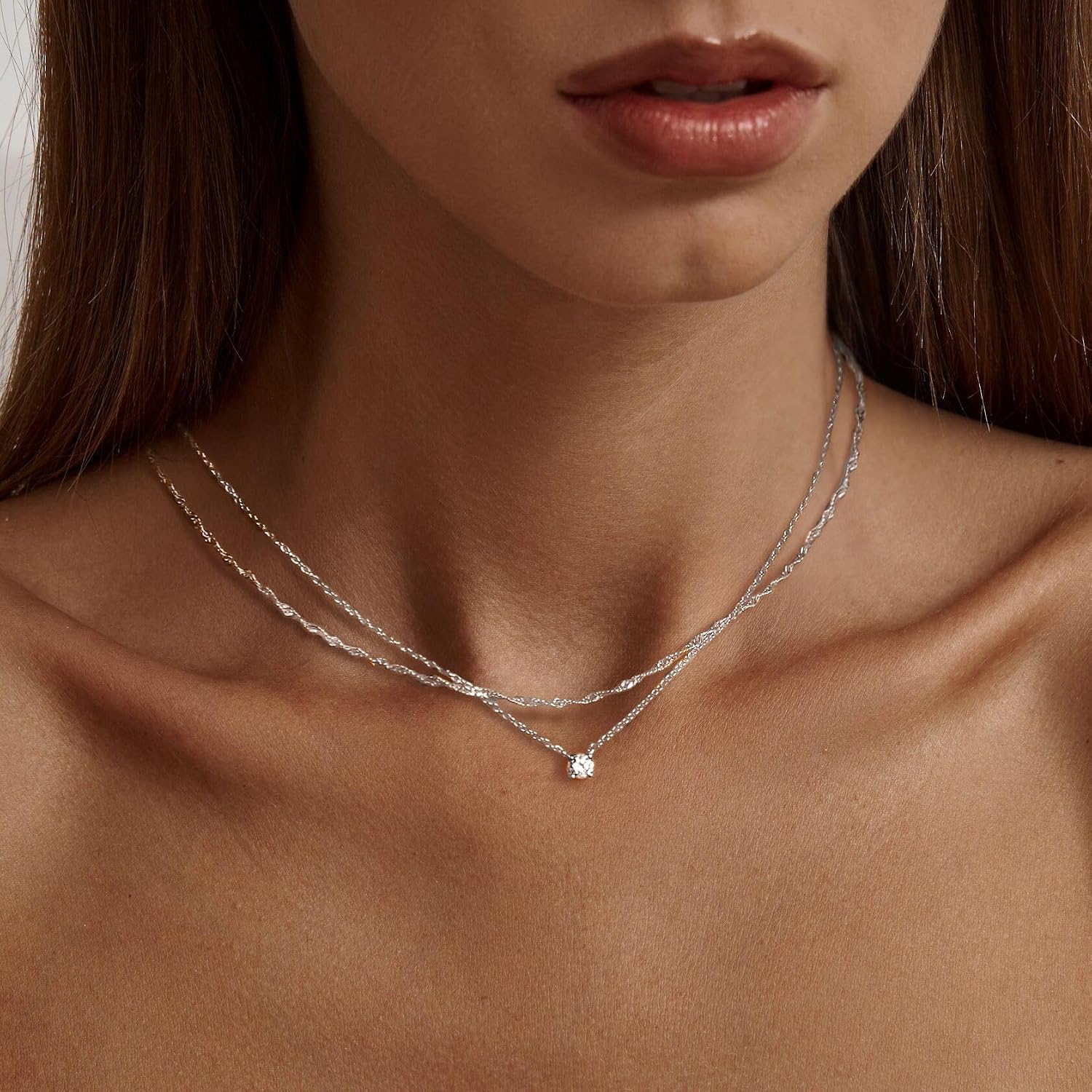 Detalle 2 de Tewiky Cubic Zirconia Necklace 14K Gold-Plated