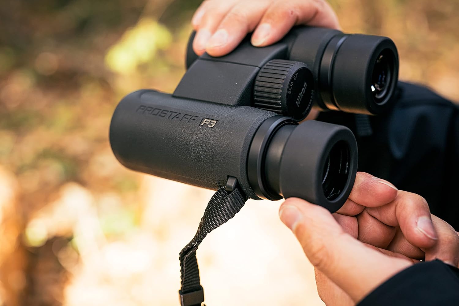 Thumbnail 6 de Nikon PROSTAFF P3 8x30 Binoculars, Black