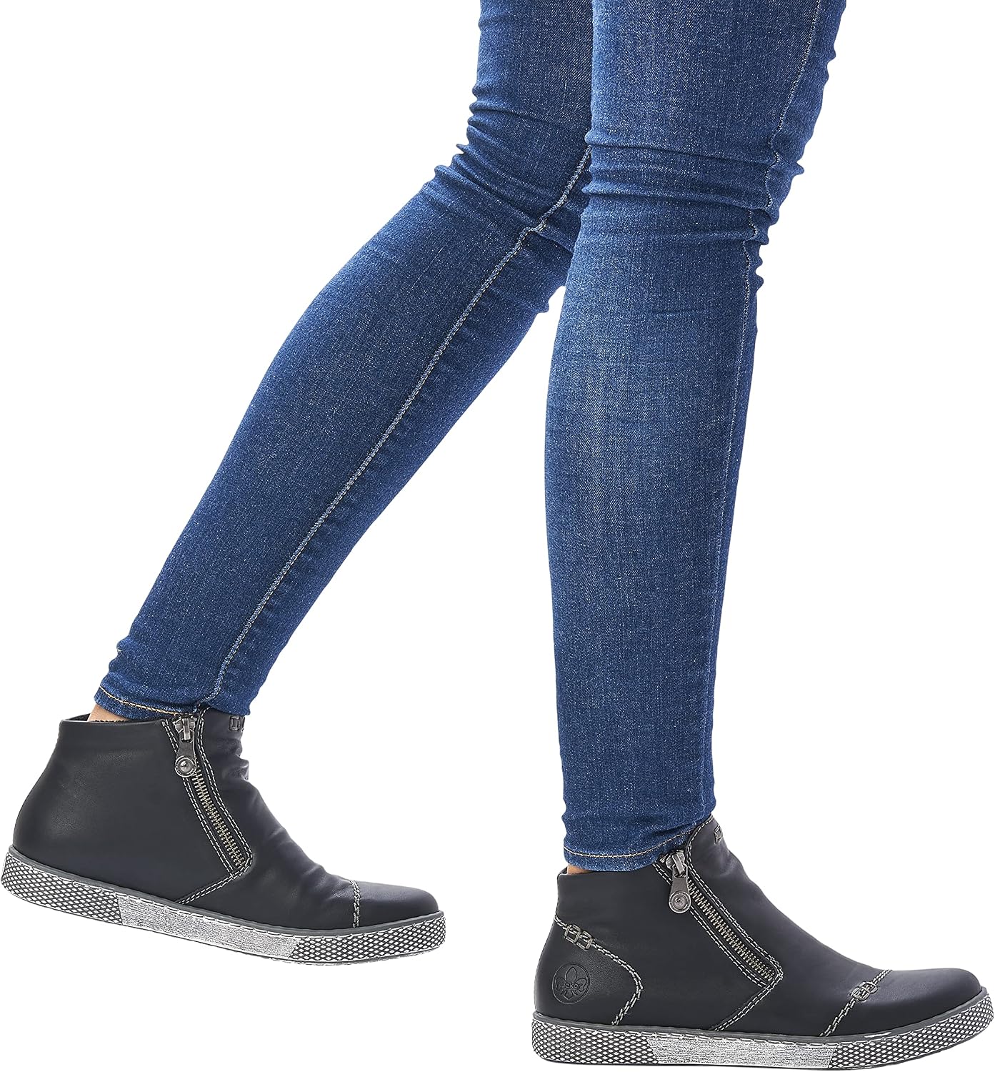 Detalle 2 de Rieker Damen L1260 Mode-Stiefel – synthetisches Material mit Schnellverschluss