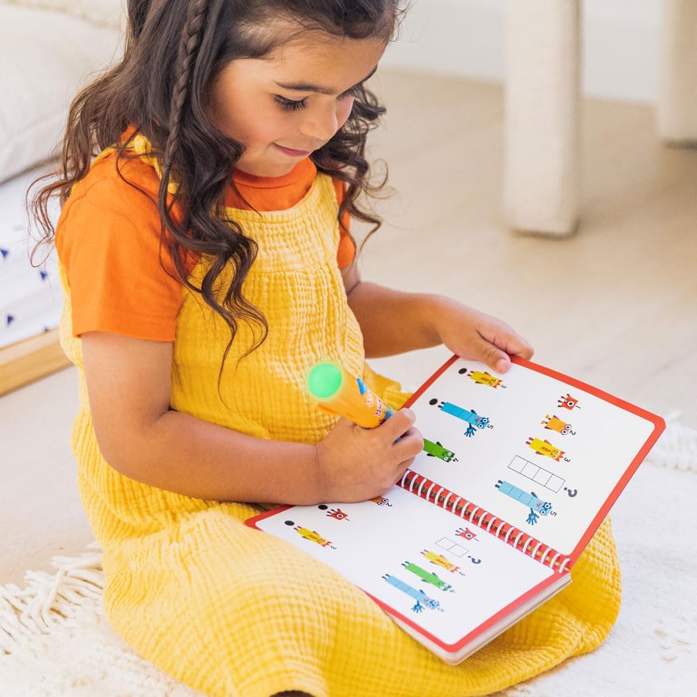 Thumbnail 6 de Learning Resources Hot Dots Numberblocks 1–10 Activity Book & Interactive Pen