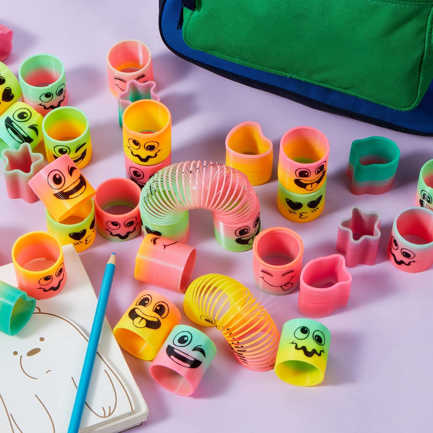 Thumbnail 6 de JOYIN 30 Pcs Party Mitgebsel – Regenbogen Spring Spielzeug für Kindergeburtstag, Mitbringsel, Fidget Stress Spielzeug