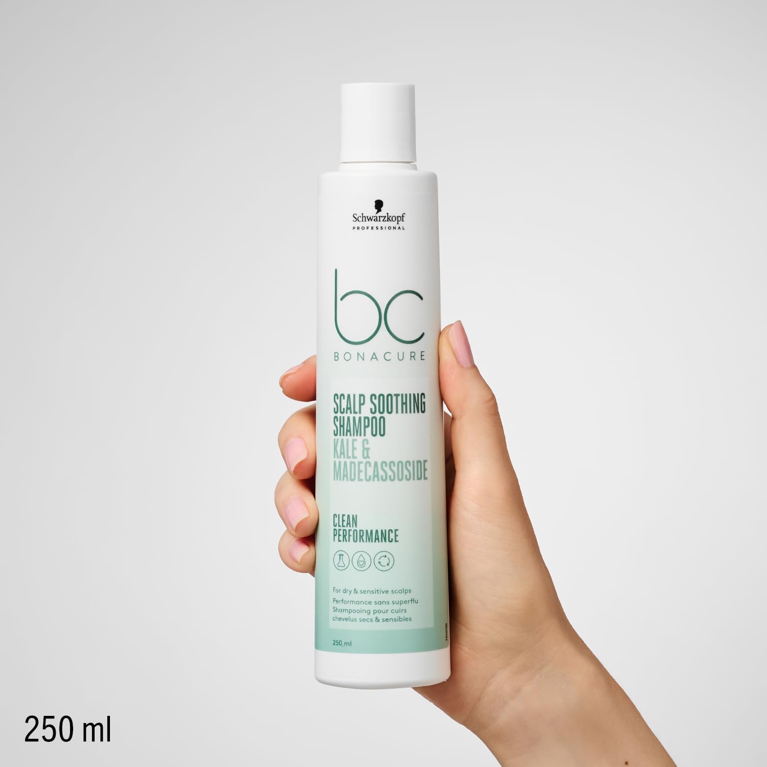 Thumbnail 1 de Schwarzkopf Professional Bonacure Soothing Shampoo for Dry, Sensitive Scalp (Kale & Madecassoside) 250 ml