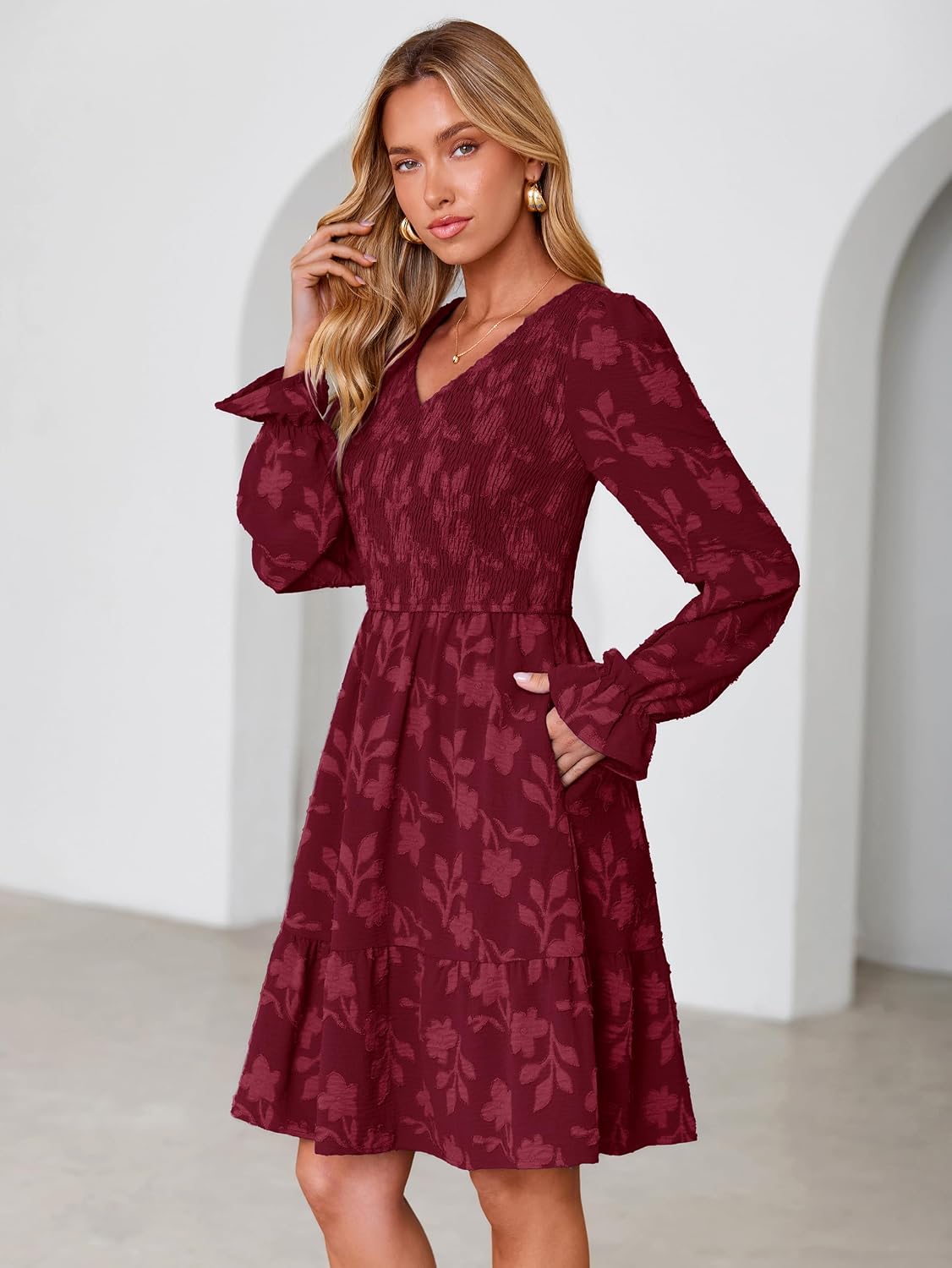 Detalle de Simplee Women's Dress
