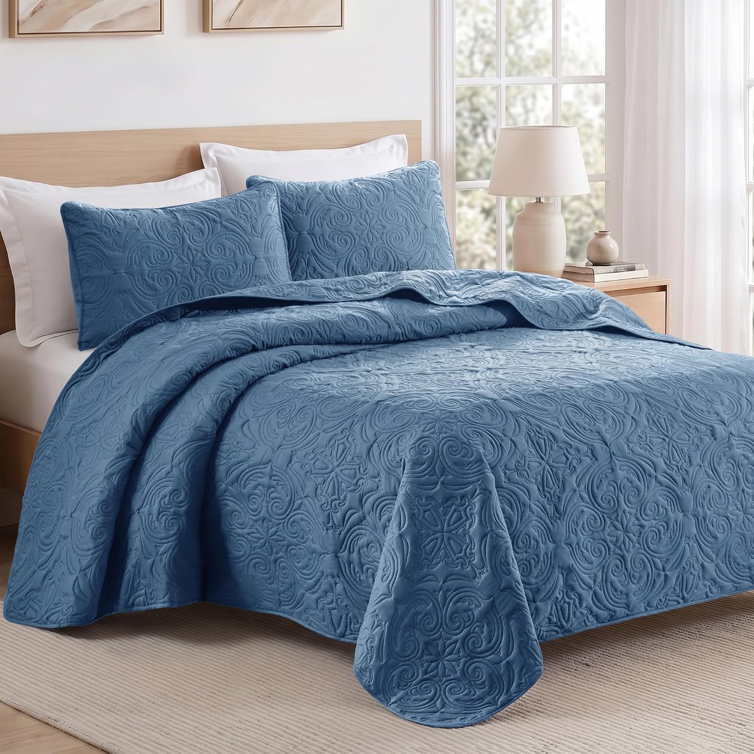 Detalle 2 de Exclusivo Mezcla QS-YP-QBL Full/Queen Quilt Set, Grayish Blue Damask Microfiber