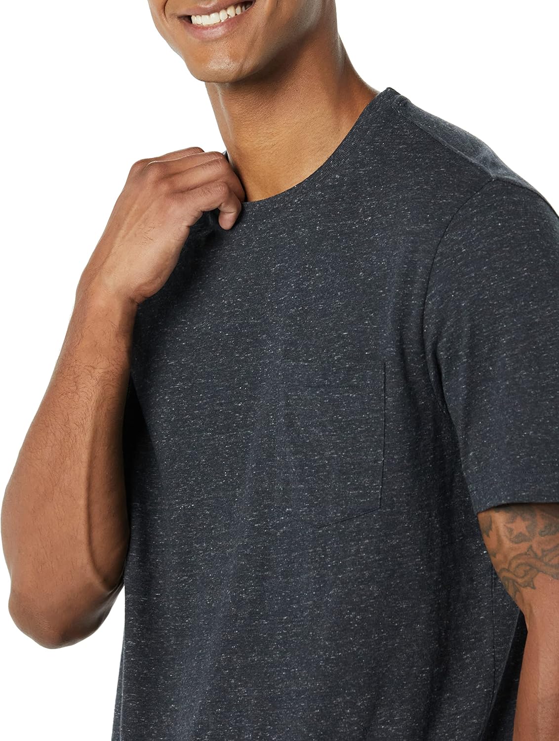 Thumbnail 5 de Amazon Essentials Uomo T-Shirt Girocollo con Tasca a Maniche: Comfort daily e stile semplice