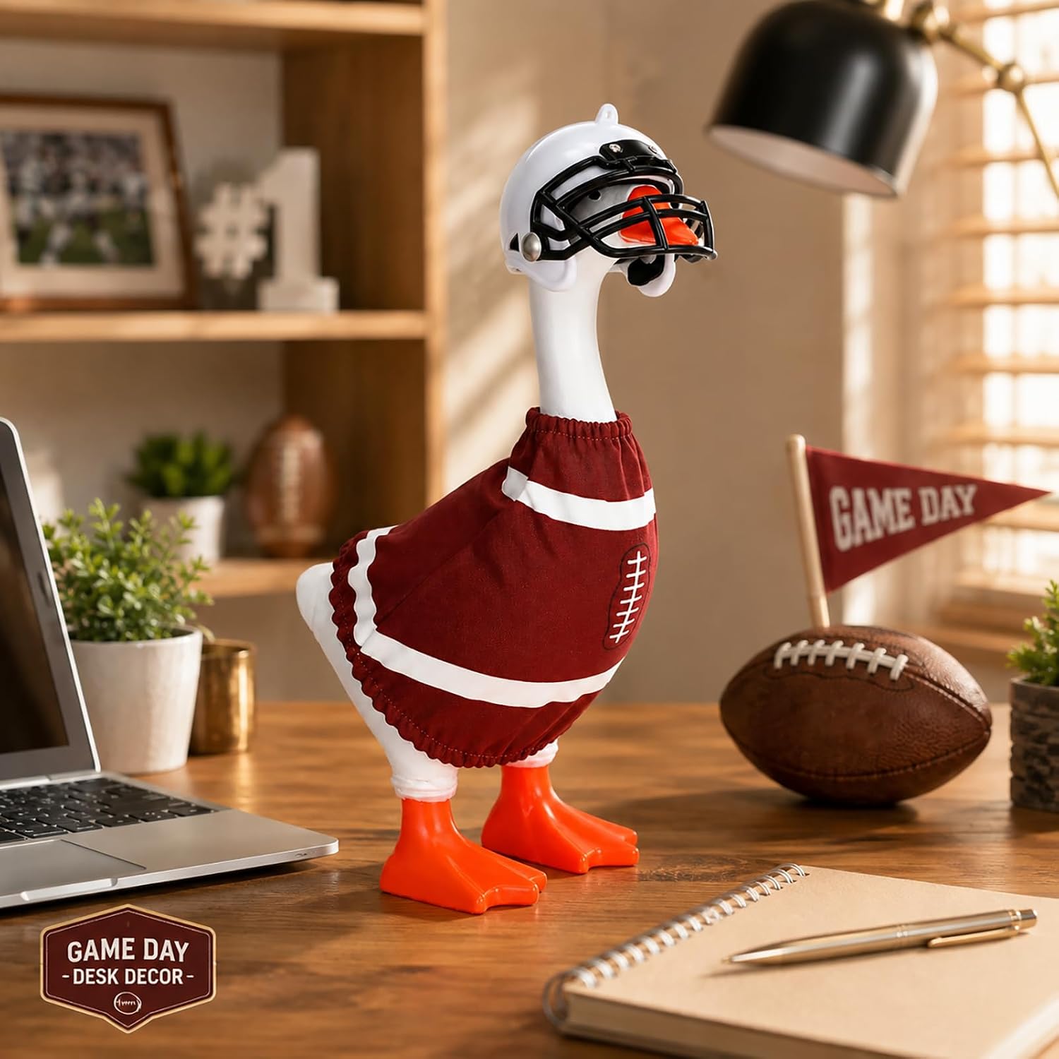 Detalle 1 de SECVOY 7-Inch Desk Goose Football Outfit with Red Jersey and Helmet