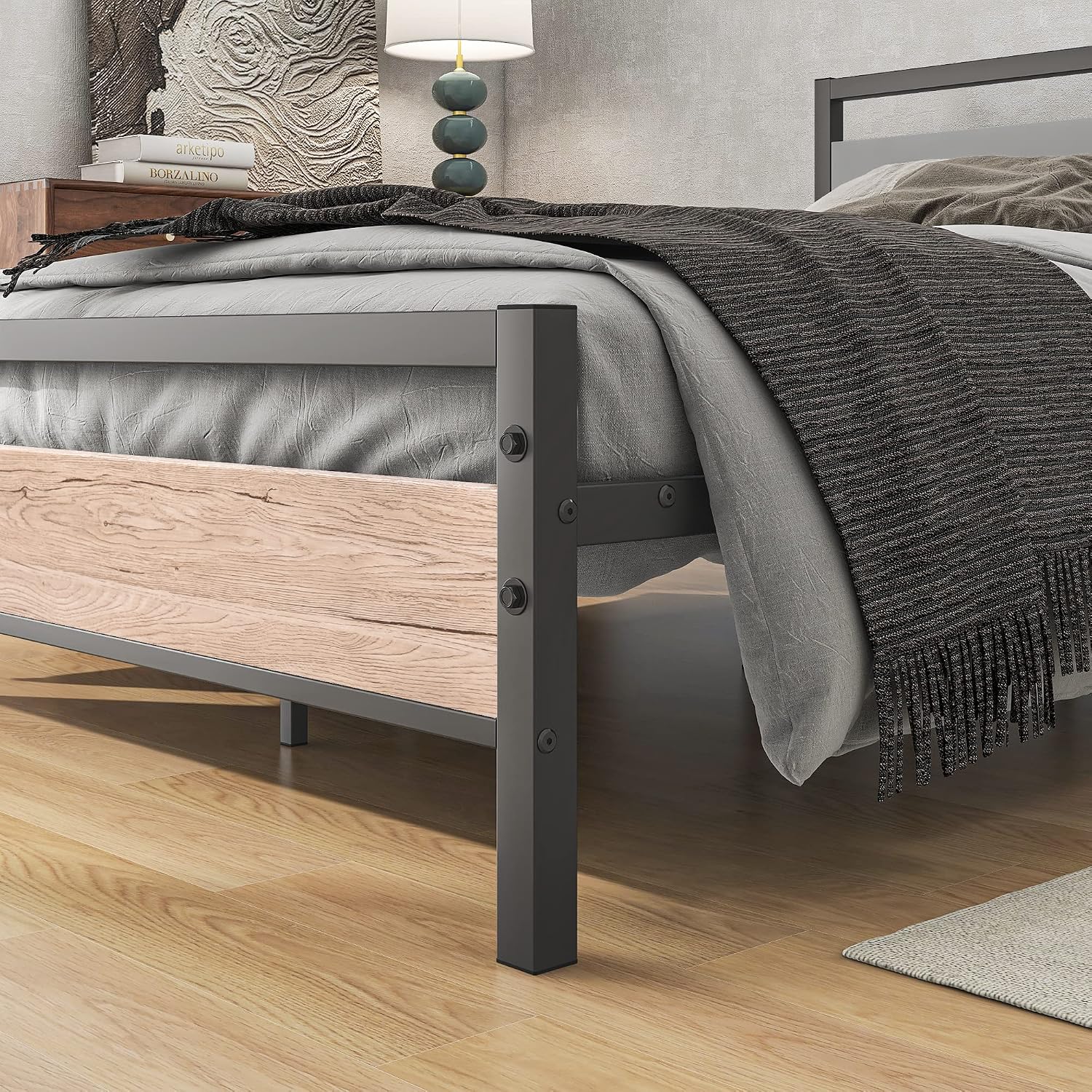 Detalle de BOFENG Full Metal Platform Bed Frame with Oak-Colour MDF Headboard