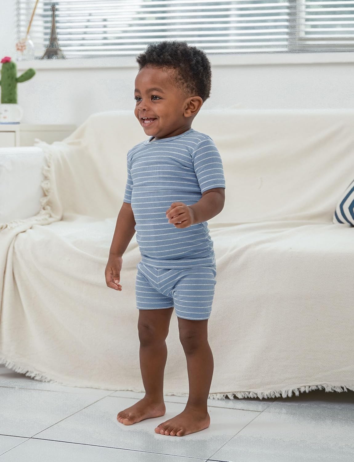 Thumbnail 1 de AVAUMA Stripe Pattern Baby Pajama Set: Snug, Ribbed Sleepwear for Kids