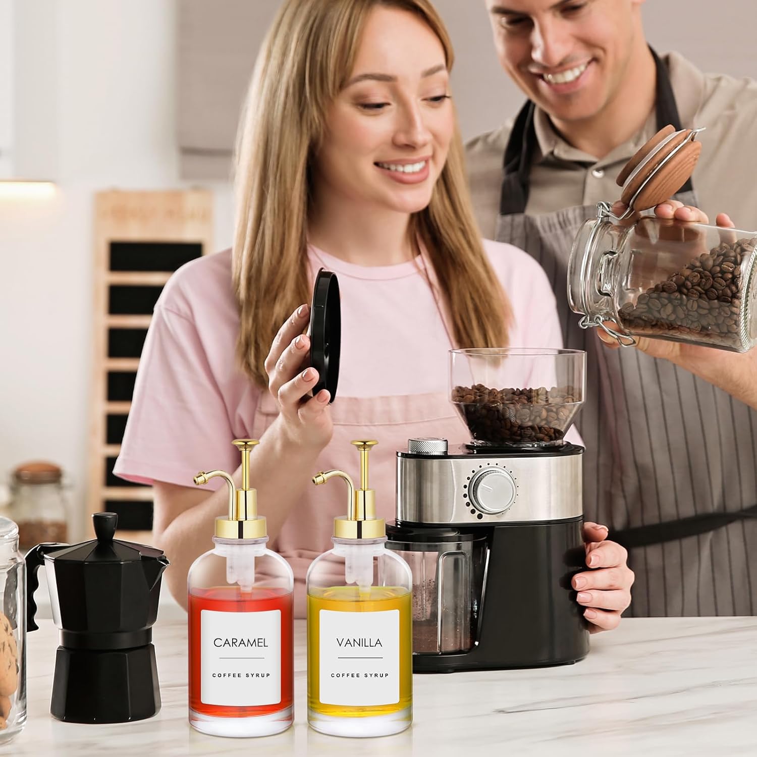 Detalle 2 de Coffee Syrup Dispenser Set with Gold Pumps (2 x 16.9 oz) – Glass Bottles, Funnels & Labels