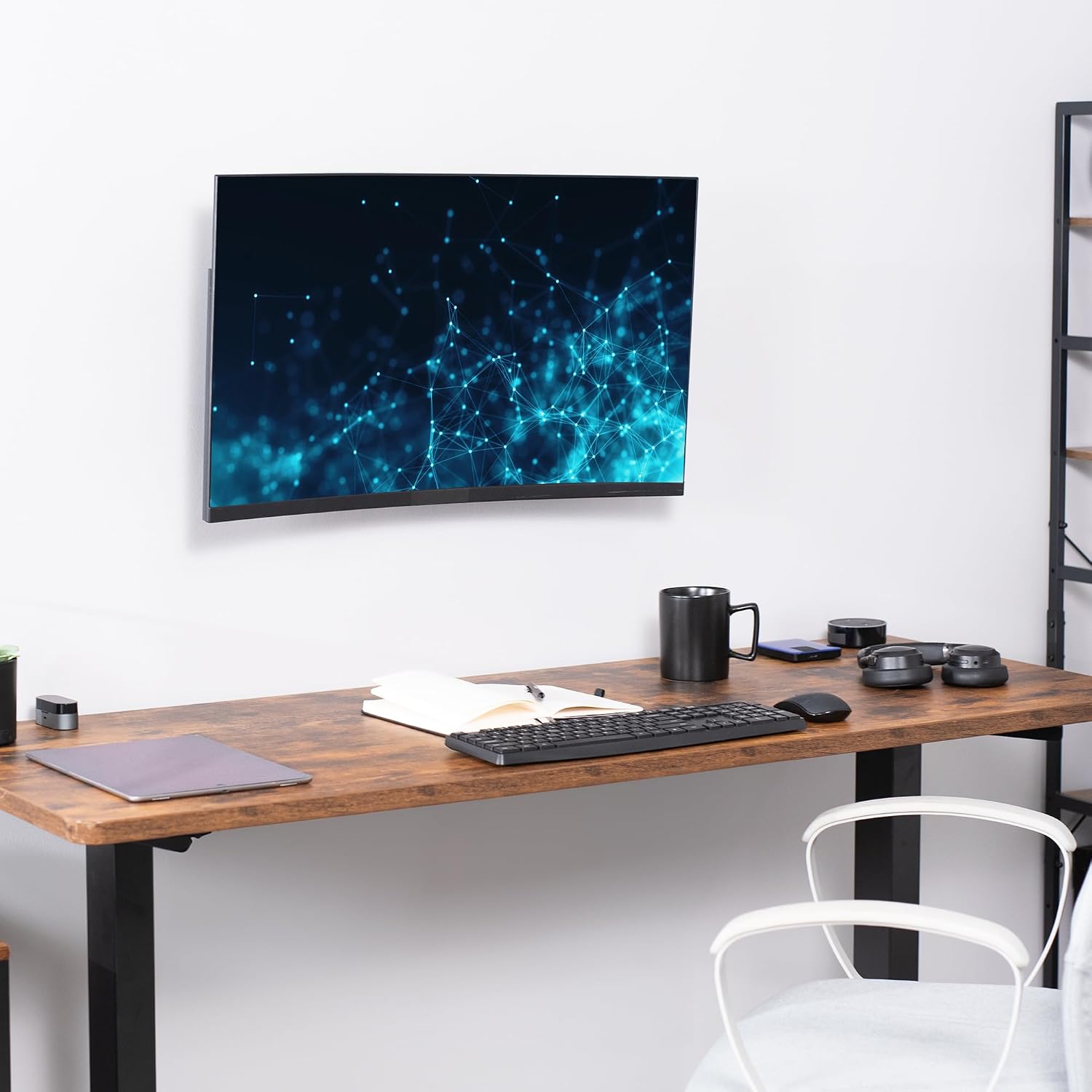 Detalle de VIVO Height Adjustable Single Monitor Wall Mount (MOUNT-VW01A) for 17–32" Screens