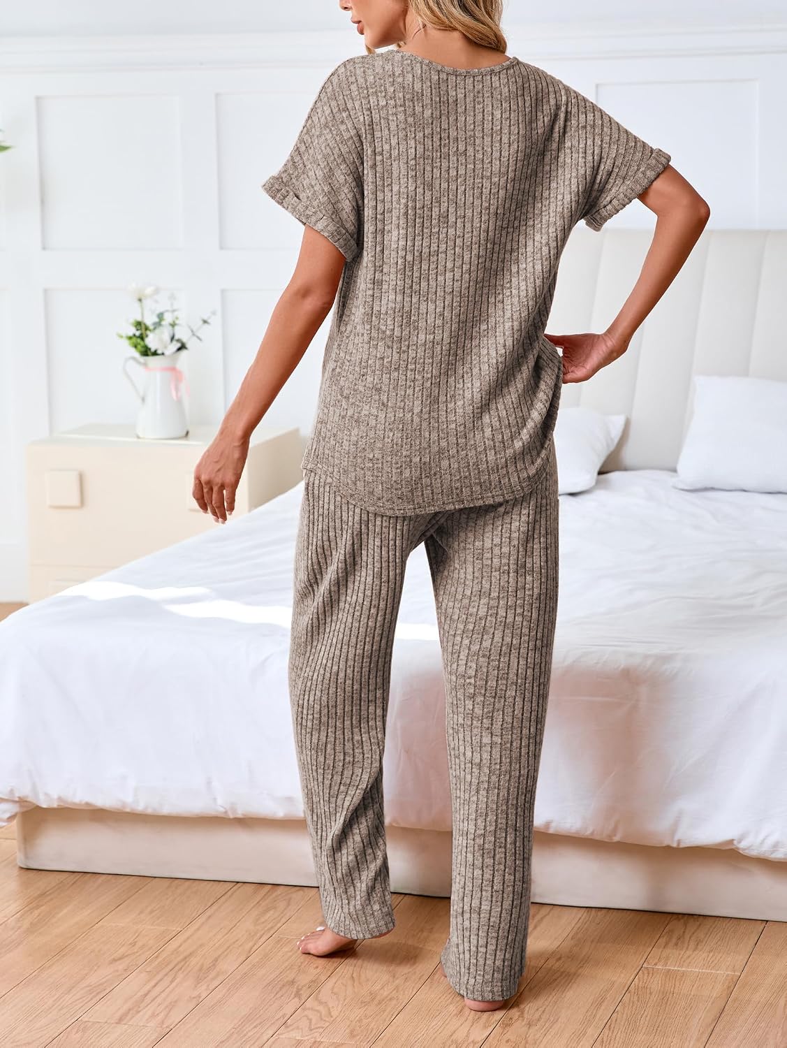 Detalle de Famulily Women's 2-Piece Ribbed-Knit Lounge Set with Pocketed Pants