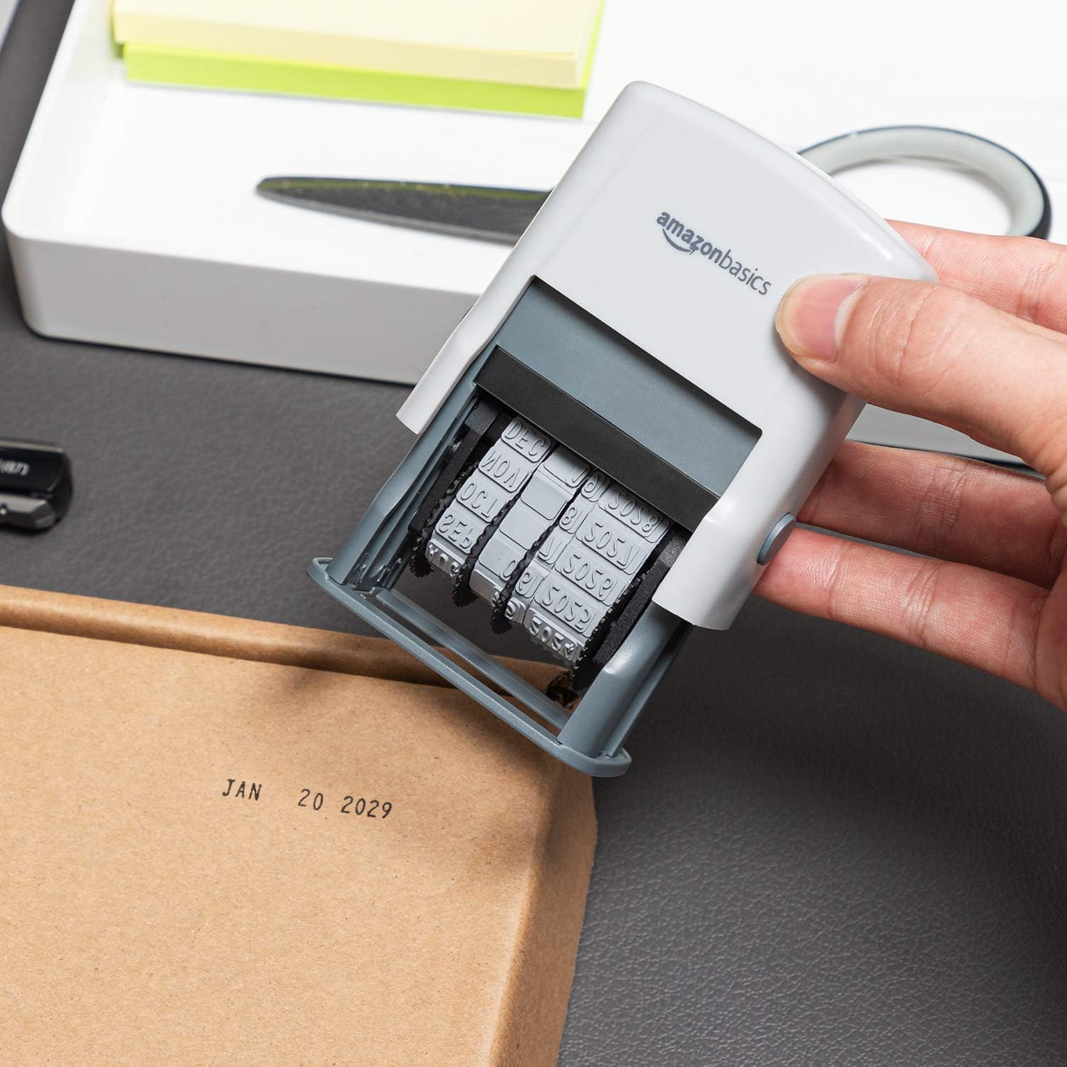 Thumbnail 5 de Amazon Basics Self-Inking Date Stamp for Office Documents (Rectangular, 2.56" x 1.69" x 4.13")