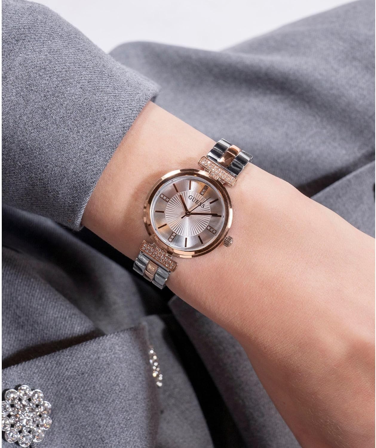 Thumbnail 4 de GUESS Analog Watch, 28mm Case
