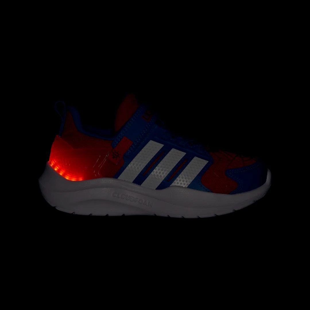 Detalle de Zapatilla Adidas Marvel Lightorama Spider-Man: estilo urbano con toques de cómic