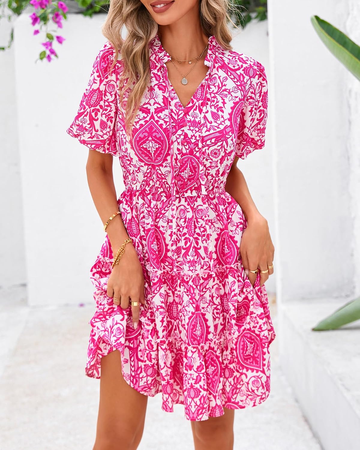 Thumbnail 1 de BTFBM Women’s Summer Floral Boho Swing Dress with V Neck & Tiered Ruffle Hem (Mini)