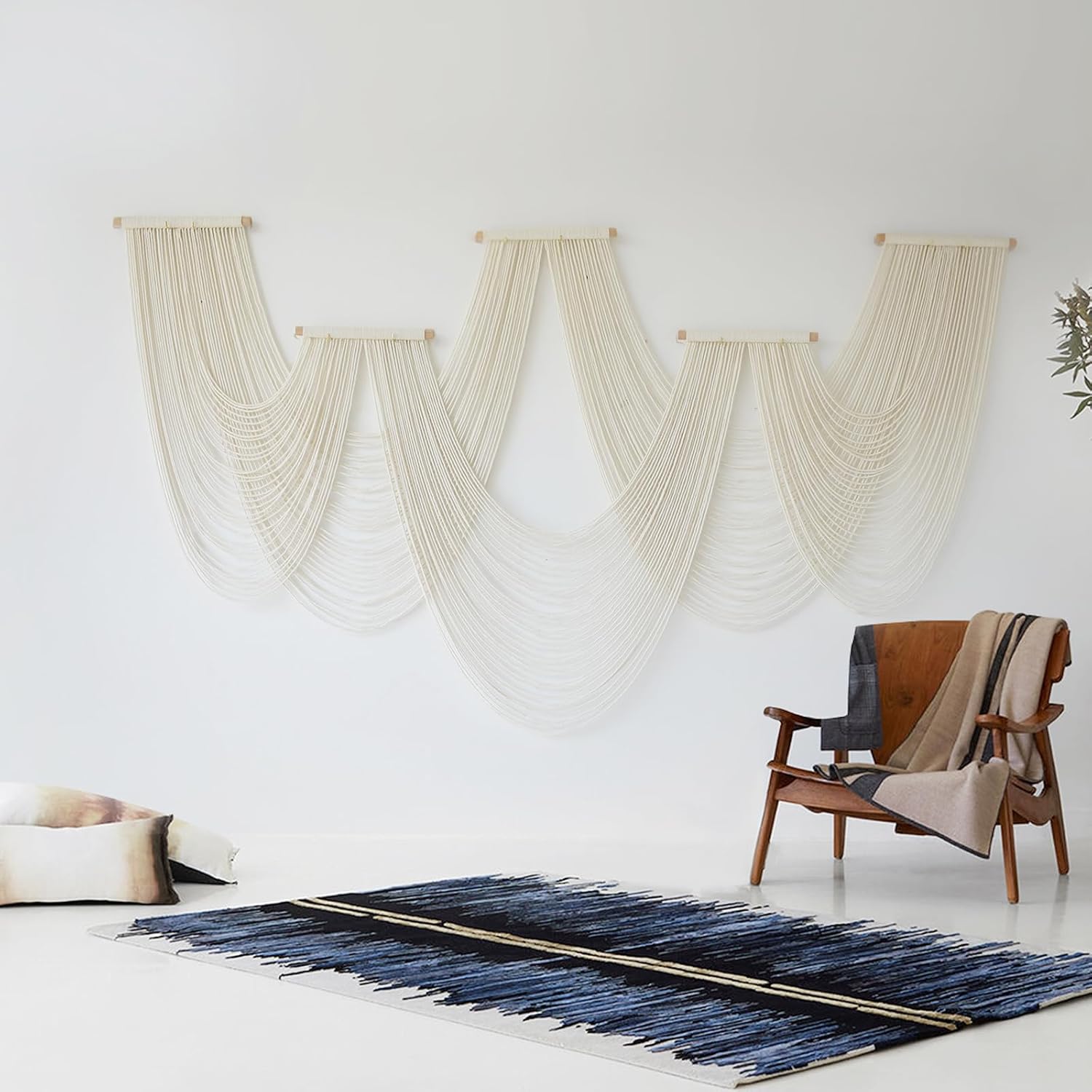 Detalle 2 de IOWER Ivory Macrame Wall Hanging, Handmade Geometric Fiber Wall Art
