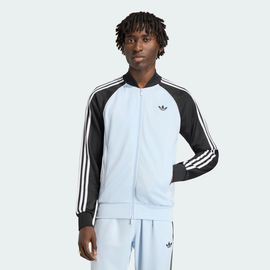Detalle de Chaqueta deportiva SST de Adidas (Azul) – versión SST para entrenos y uso diario