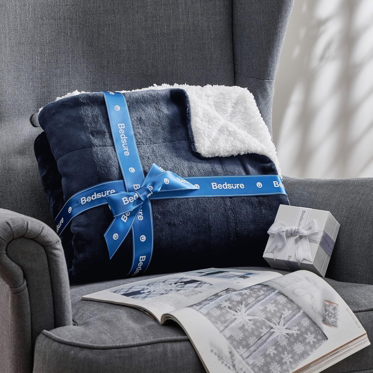 Thumbnail 6 de BEDSURE Kuscheldecke Warm Sherpa & Fleece (Marine Blau), 130x150 cm