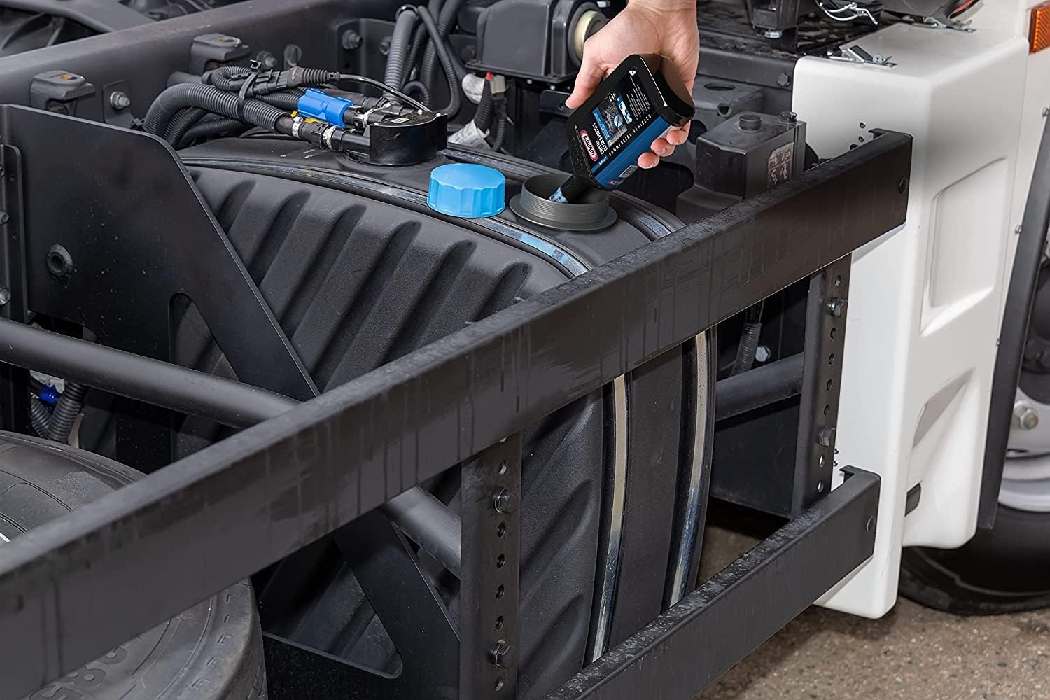 Thumbnail 2 de Wynn’s Crystal Clean Additif AdBlue 125 ml 🚗