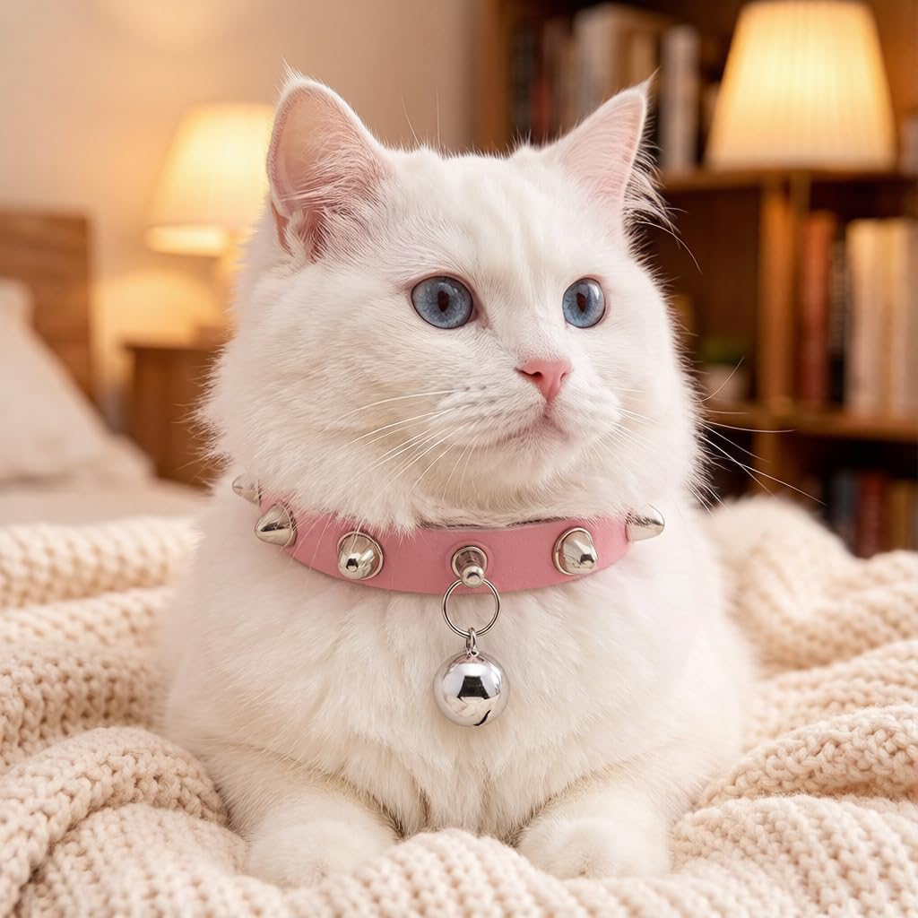 Detalle 2 de Small Dog Collar with Bell, Faux Leather
