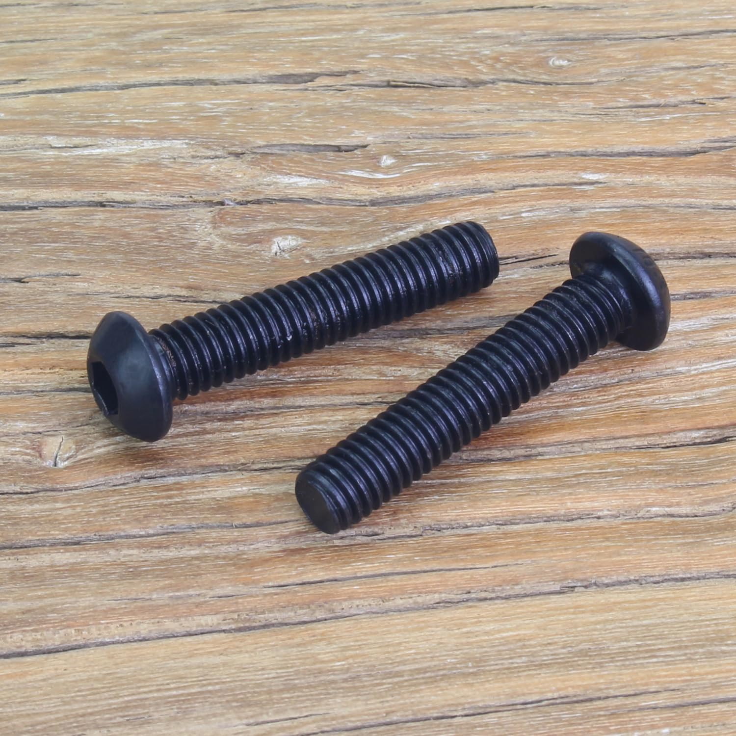 Detalle de Sutemribor M6 x 30mm Button Head Socket Cap Screws, 10.9 Alloy Steel
