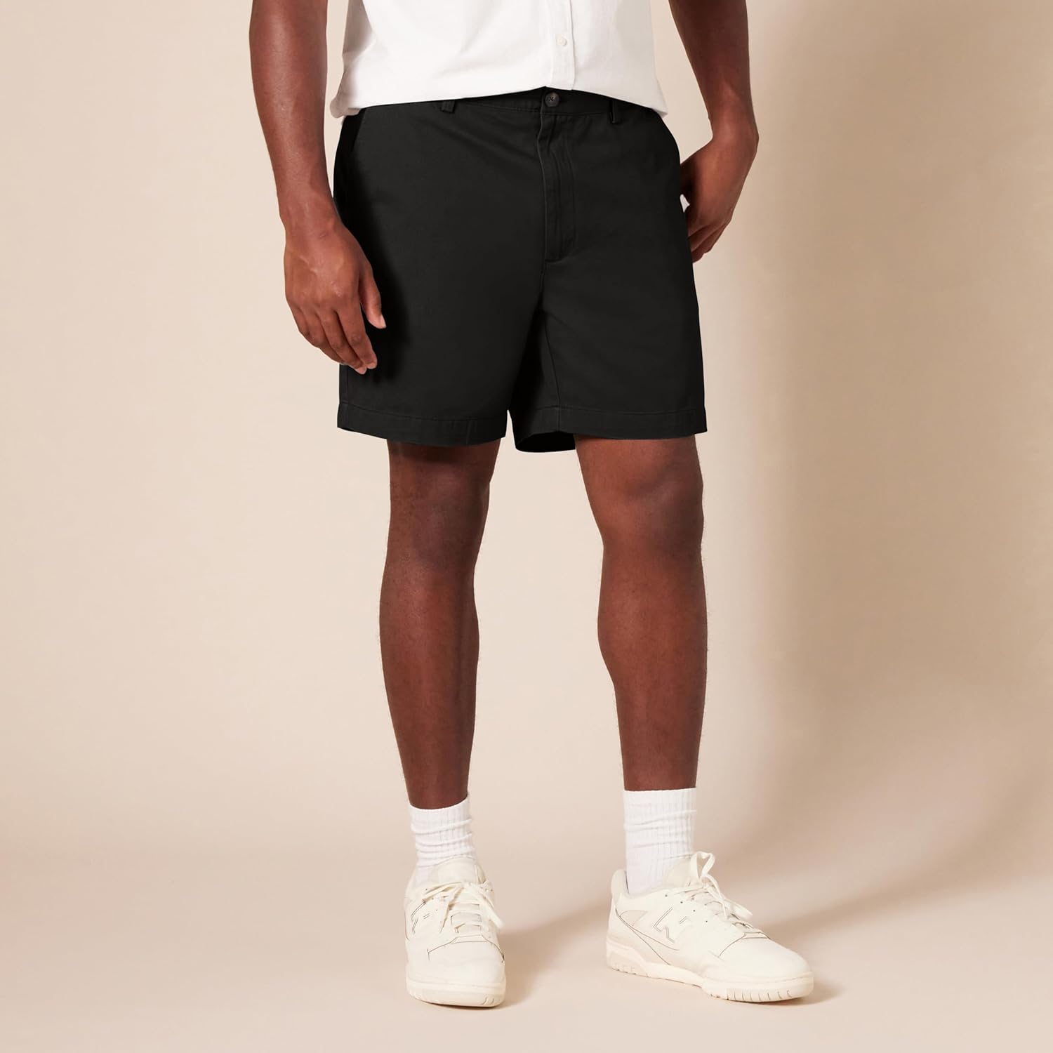 Thumbnail 4 de Amazon Essentials Men’s Classic-Fit 7” (18 cm) Chino Shorts