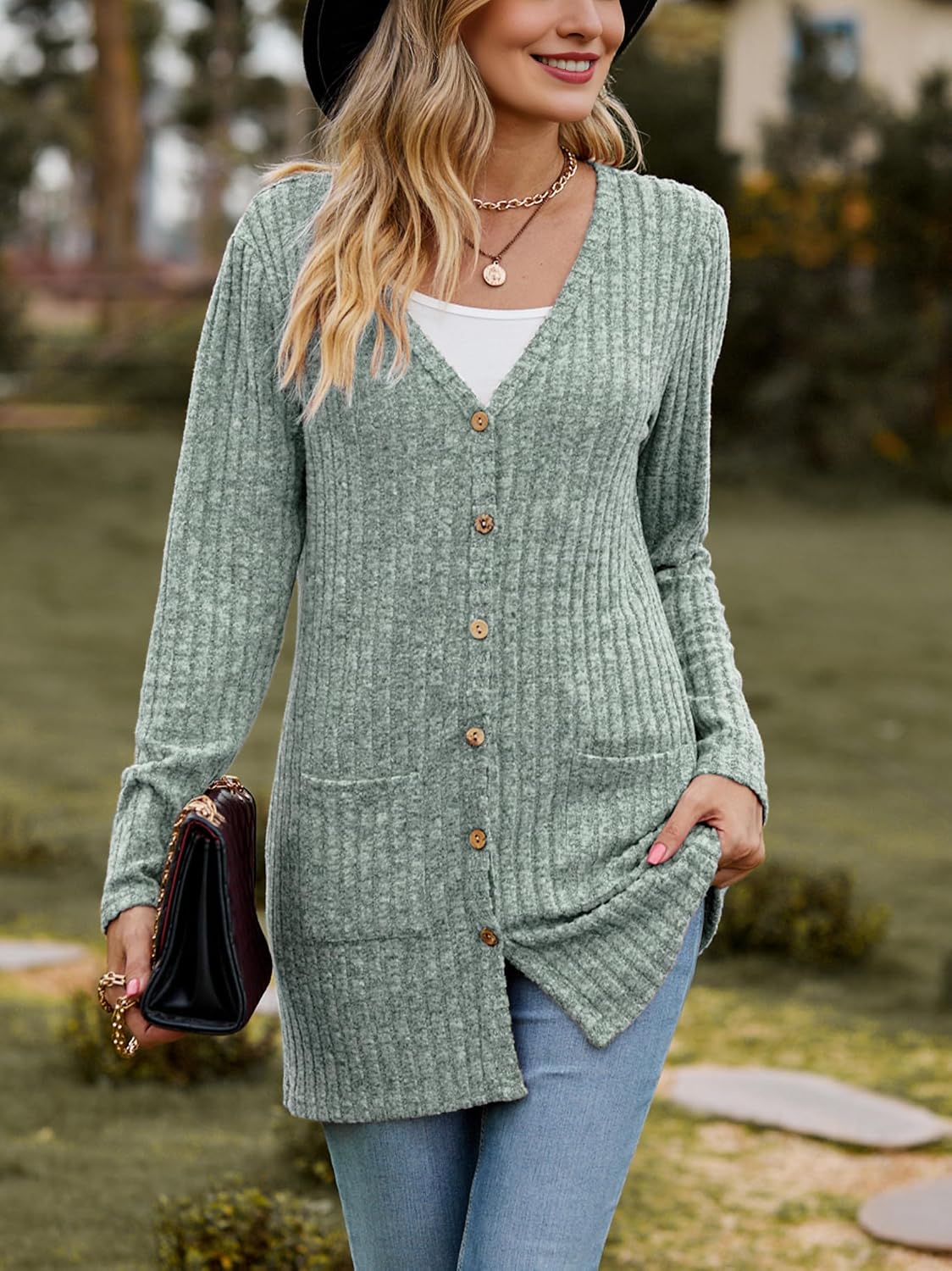 Detalle 2 de MYCOLORBLUE Alte Zeiten Strickjacke Damen