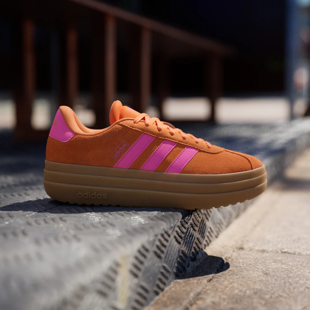 Detalle 2 de Zapatilla VL Court Bold de Adidas – naranja, para estilo casual y juego urbano