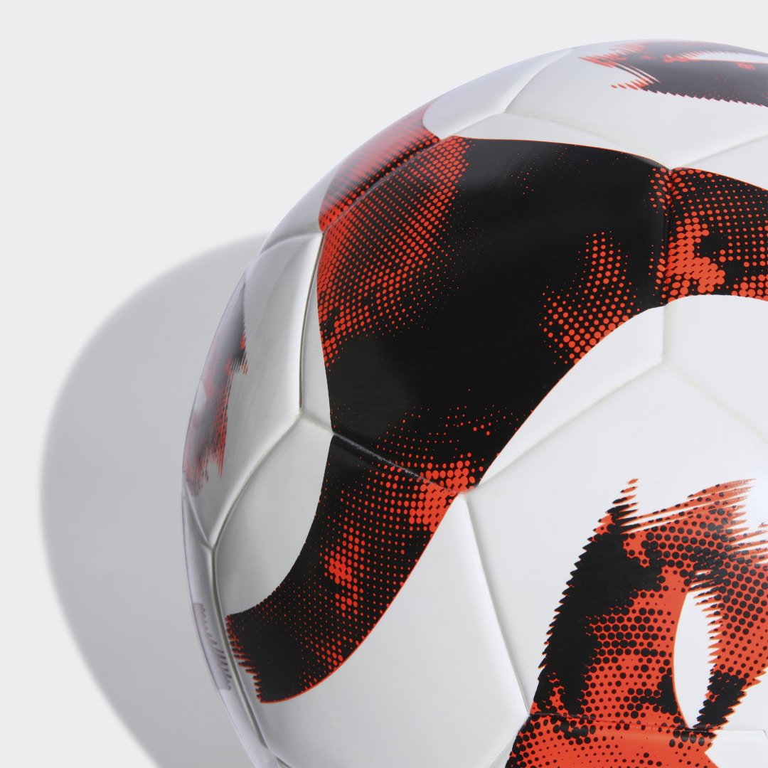 Thumbnail 2 de Balón Tiro Junior 290 League de Adidas: opción útil para entrenamientos infantiles
