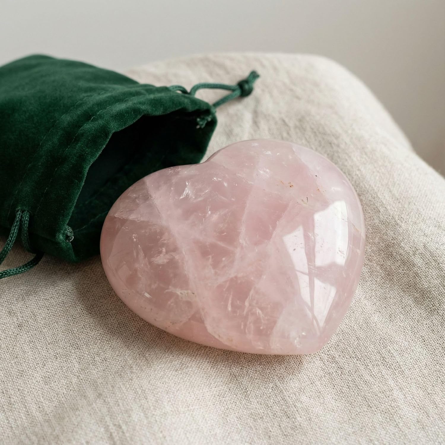 Thumbnail 5 de Milaboo 1 Rose Quartz Gemstone Heart, 4 cm Natural Stone Worry Stone